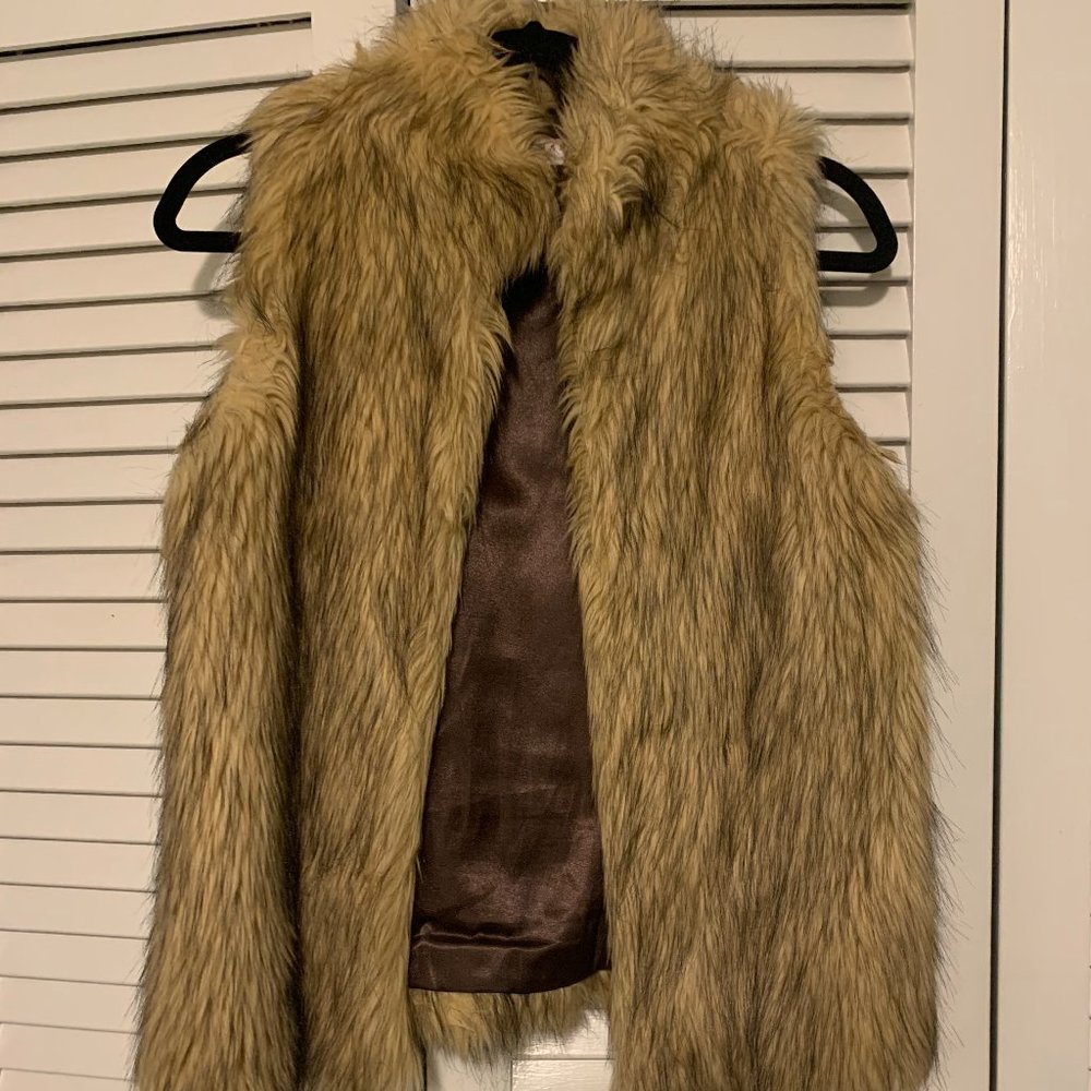 Kenar Faux fur vest